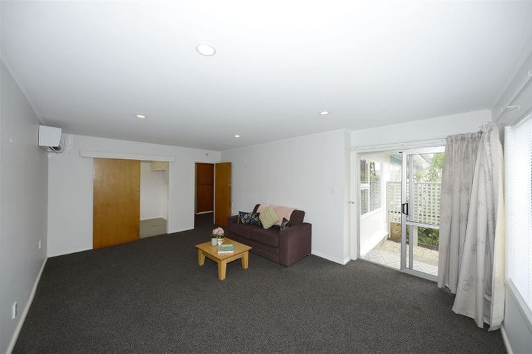 Photo of property in 4/6 Kinloch Street, St Albans, Christchurch, 8014