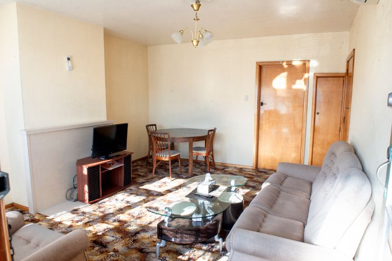 Photo of property in 2/1 Nelson Street, Riccarton, Christchurch, 8011