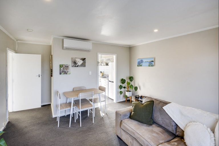 Photo of property in 5/82 Meeanee Road, Taradale, Napier, 4112