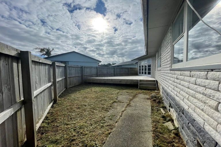 Photo of property in 12 Jenkins Place, Manurewa East, Auckland, 2102