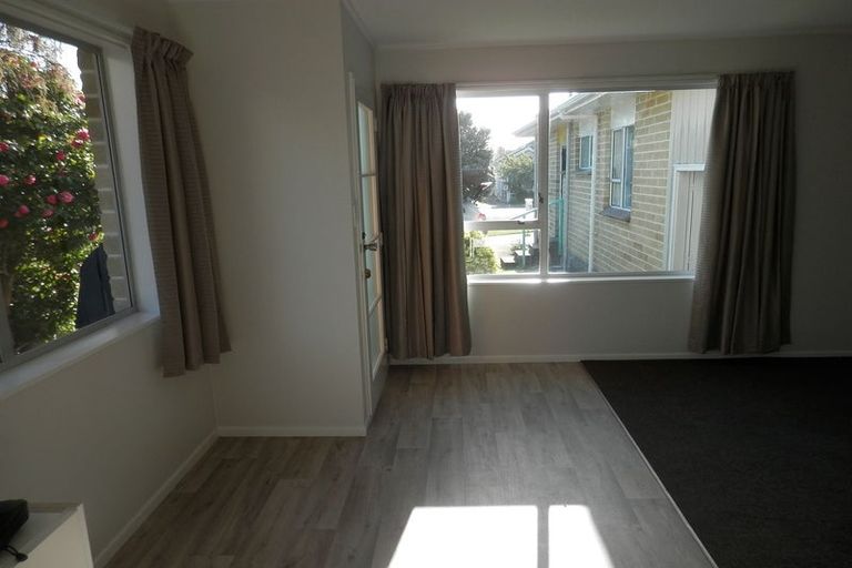 Photo of property in 56f3 Ira Street, Miramar, Wellington, 6022