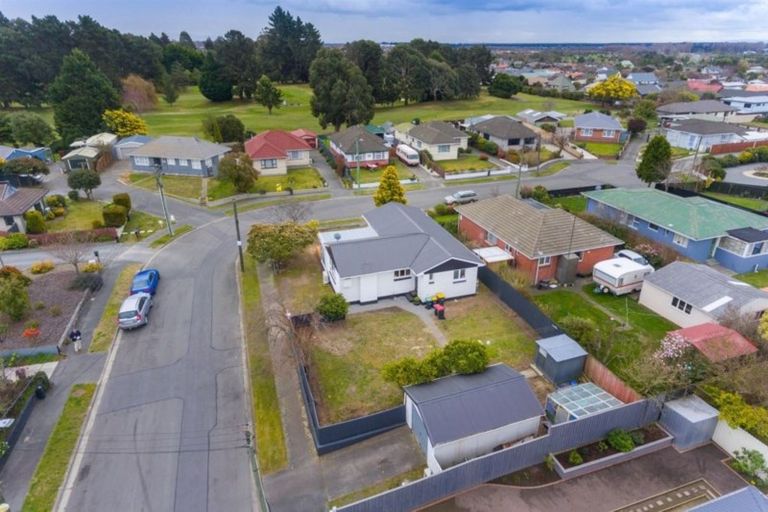 Photo of property in 4 Colac Street, Avondale, Christchurch, 8061