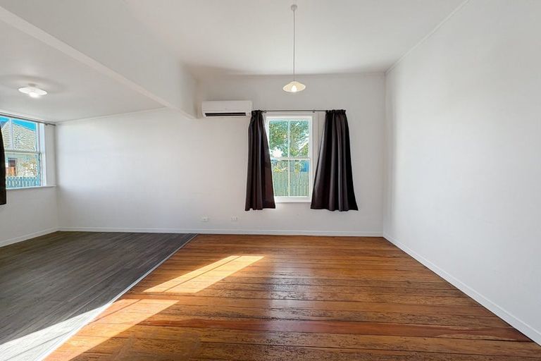 Photo of property in 23a Salisbury Avenue, Terrace End, Palmerston North, 4410
