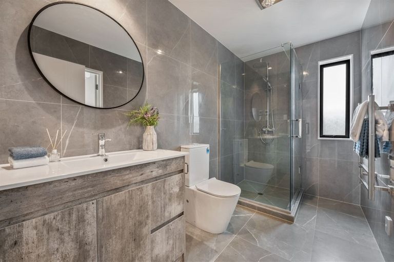 Photo of property in 24 Carrygawley Road, Flat Bush, Auckland, 2019