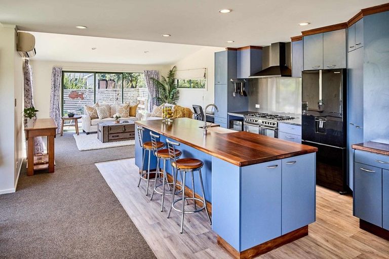 Photo of property in 42f James Cook Drive, Whitby, Porirua, 5024