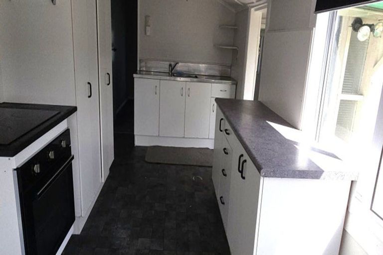 Photo of property in 45/45b Avenue Road, Foxton, 4814