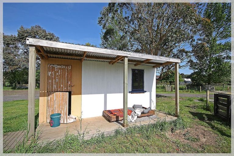 Photo of property in 296 Motuiti Road, Foxton, 4891