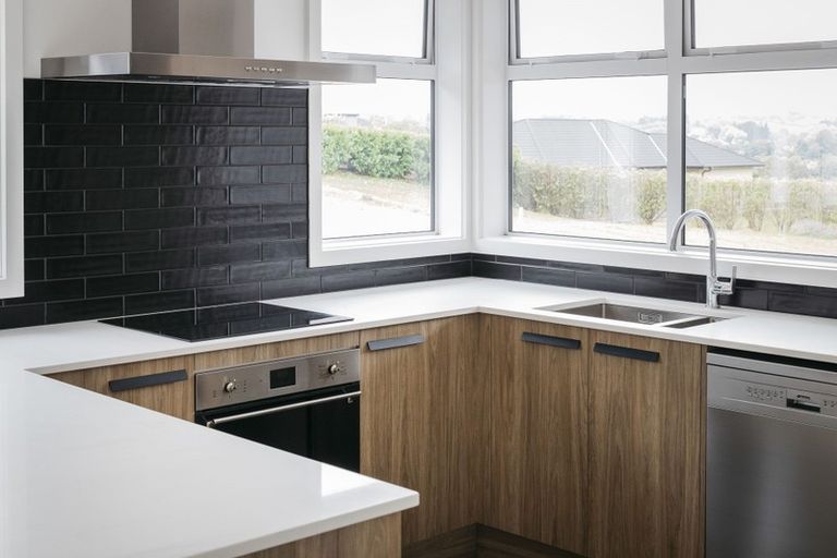 Photo of property in 16 Belvedere Place, Warkworth, 0910