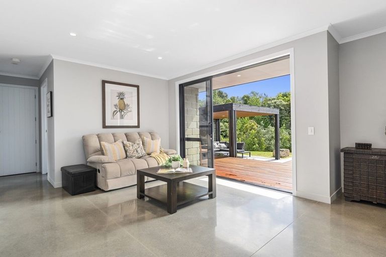 Photo of property in 43r Oceana Drive, Welcome Bay, Tauranga, 3175