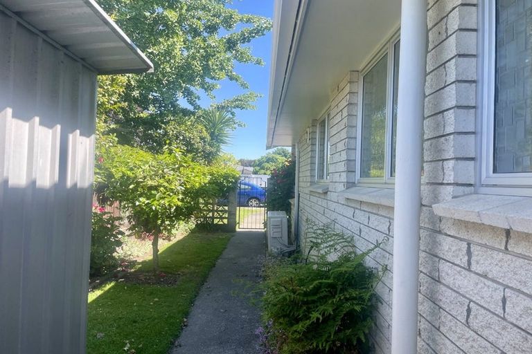 Photo of property in 114 Mcleod Street, Camberley, Hastings, 4120