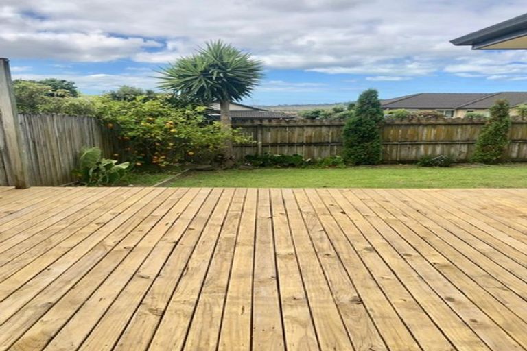 Photo of property in 1 Genesis Place, Flat Bush, Auckland, 2019