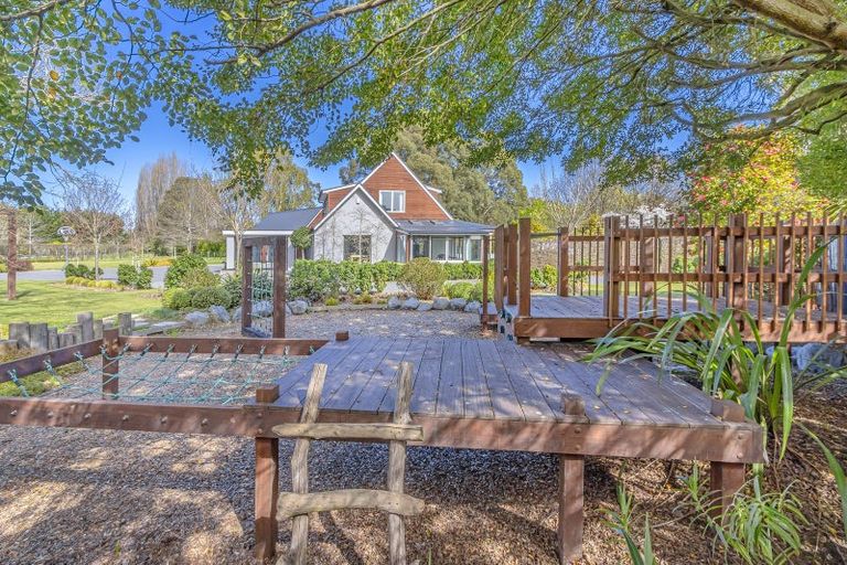 Photo of property in 519 Avonhead Road, Avonhead, Christchurch, 8042