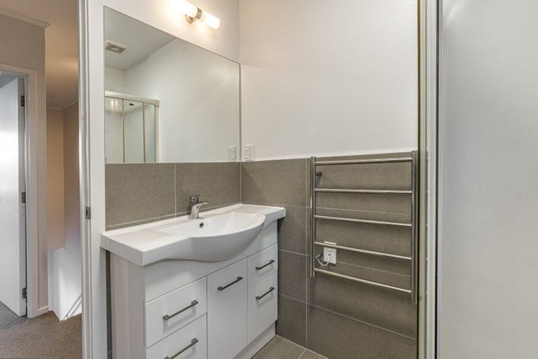 Photo of property in 5/14 Waipa Street, Birkenhead, Auckland, 0626