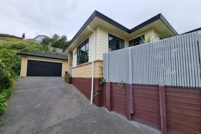 Photo of property in 19 Winsley Terrace, Churton Park, Wellington, 6037