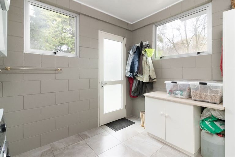 Photo of property in 211 Cashmere Road, Hoon Hay, Christchurch, 8025