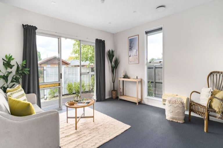 Photo of property in 1/18 Oakhampton Street, Hornby, Christchurch, 8042