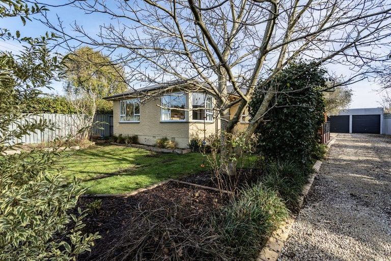 Photo of property in 4 Trafford Street, Harewood, Christchurch, 8051