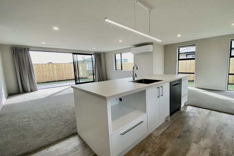 Photo of property in 3 Marcoola Drive, Rolleston, 7614