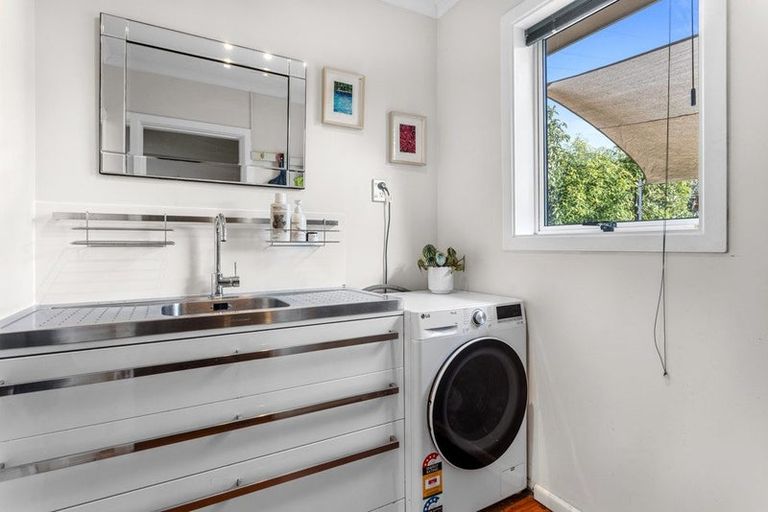 Photo of property in 4 Trafford Street, Harewood, Christchurch, 8051