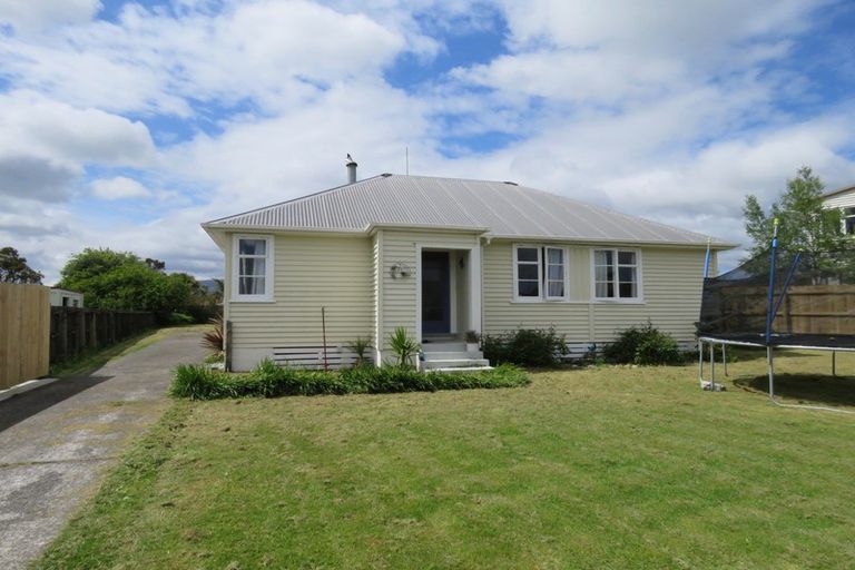 Photo of property in 23 Colvin Street, Westport, 7825