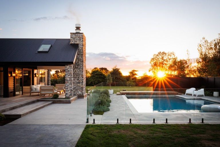 Photo of property in 72 Hartwell Drive, Kelvin Grove, Palmerston North, 4470