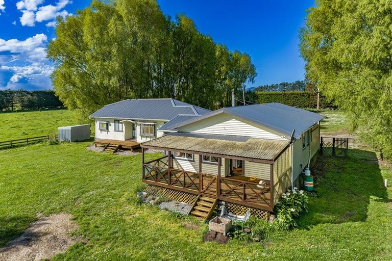 Photo of property in 2/184 Wolfes Road, Springston, Christchurch, 7674