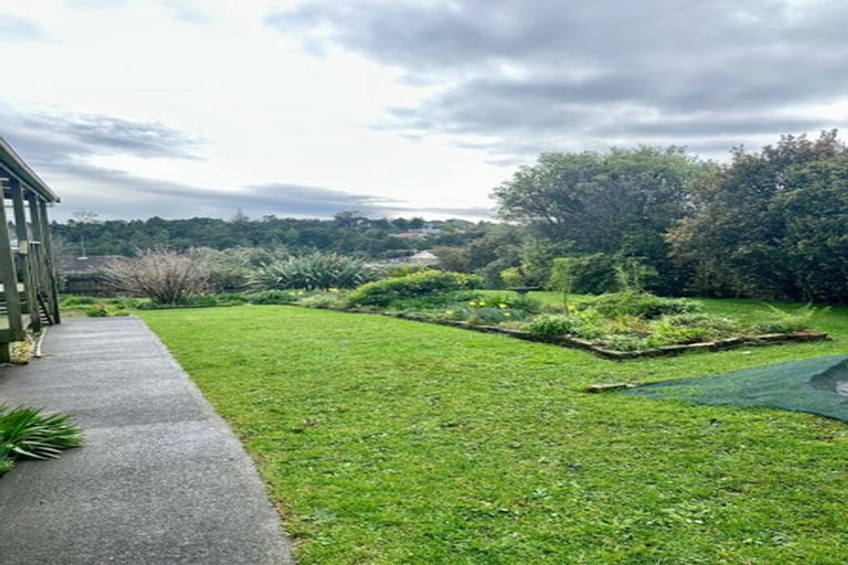 Photo of property in 120 Eskdale Road, Birkdale, Auckland, 0626