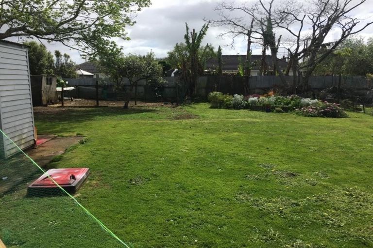 Photo of property in 17 Madill Street, Tuakau, 2121