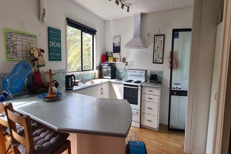 Photo of property in 57 Holmes Drive South, Massey, Auckland, 0614