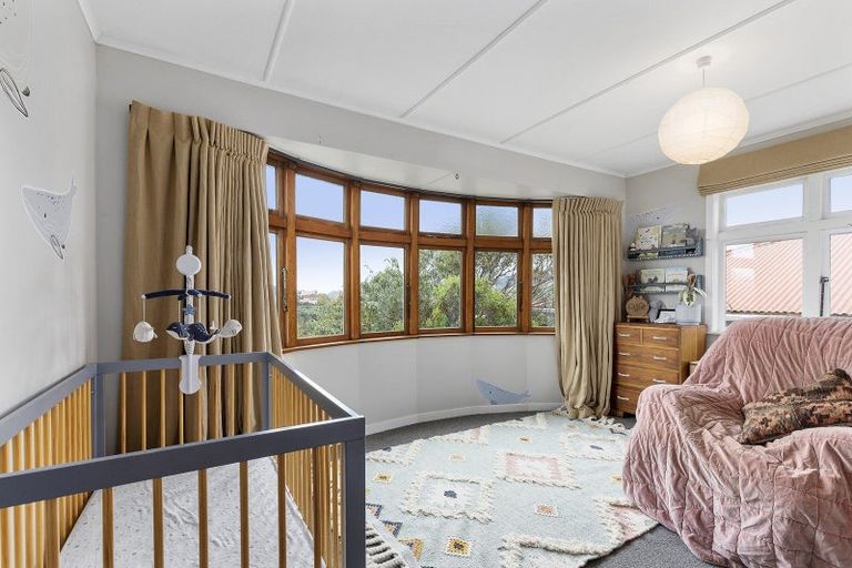 Photo of property in 8 Veronica Street, Brooklyn, Wellington, 6021