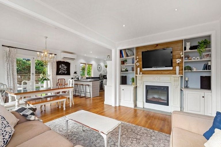 Photo of property in 49 Princes Street, Cambridge, 3434