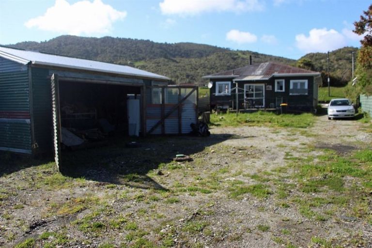 Photo of property in 56 Turumaha Street, Greymouth, 7805