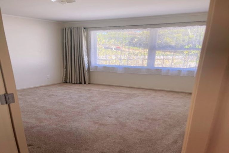 Photo of property in 7 Tamahere Drive, Glenfield, Auckland, 0629