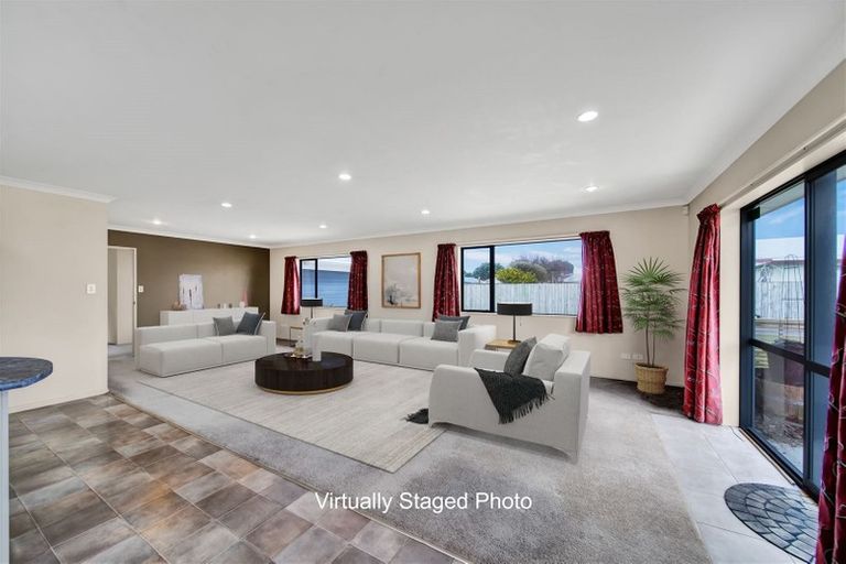 Photo of property in 6b Vogel Street, Hawera, 4610