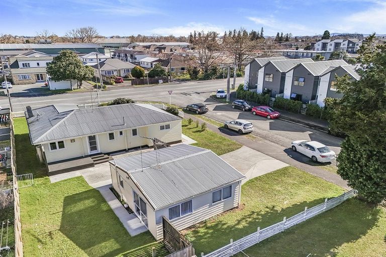 Photo of property in 16 Cameron Road, Hamilton East, Hamilton, 3216