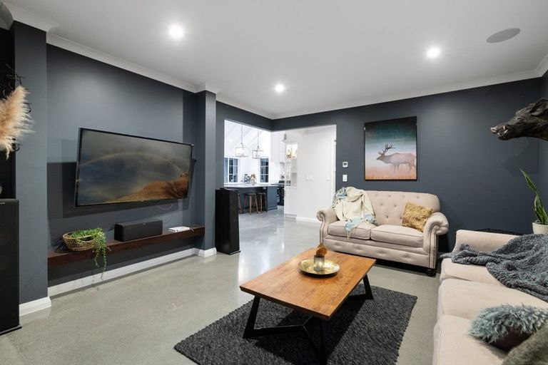 Photo of property in 170 Lakes Boulevard, Pyes Pa, Tauranga, 3112