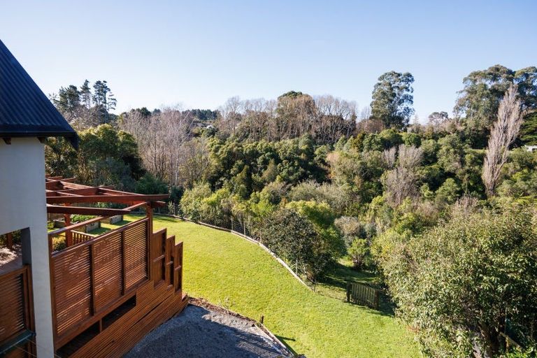 Photo of property in 20 Cashmere Drive, Fitzherbert, Palmerston North, 4410