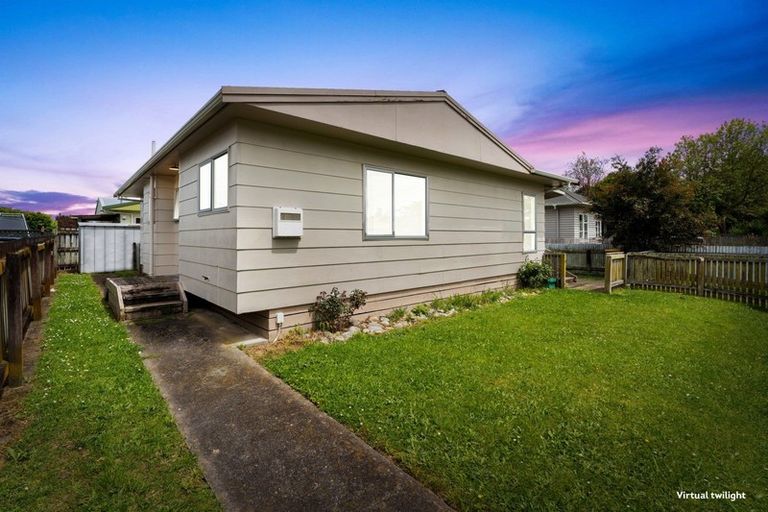 Photo of property in 14 Guy Avenue, Levin, 5510
