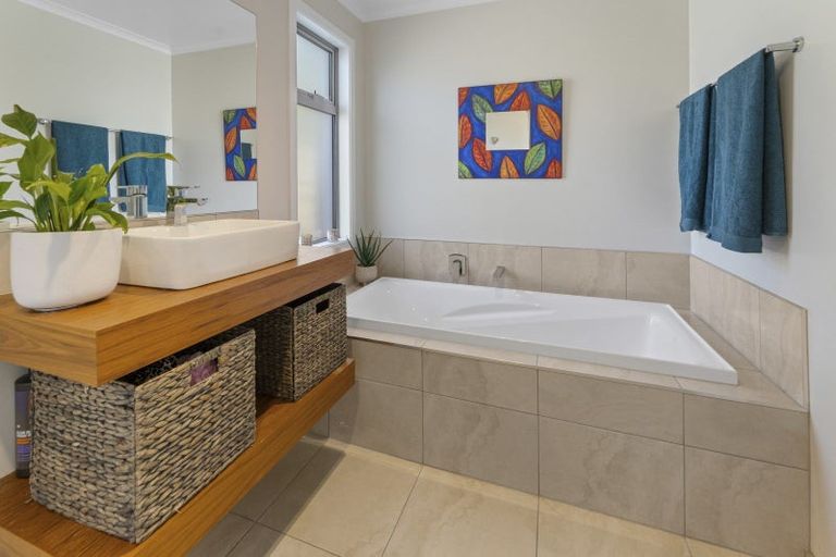 Photo of property in 40 Marino Grove, Richmond, 7020