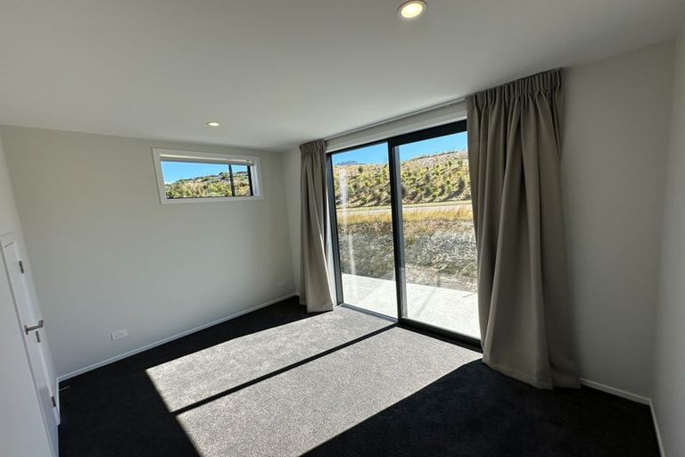 Photo of property in 14 Southdown Road, Jacks Point, 9371