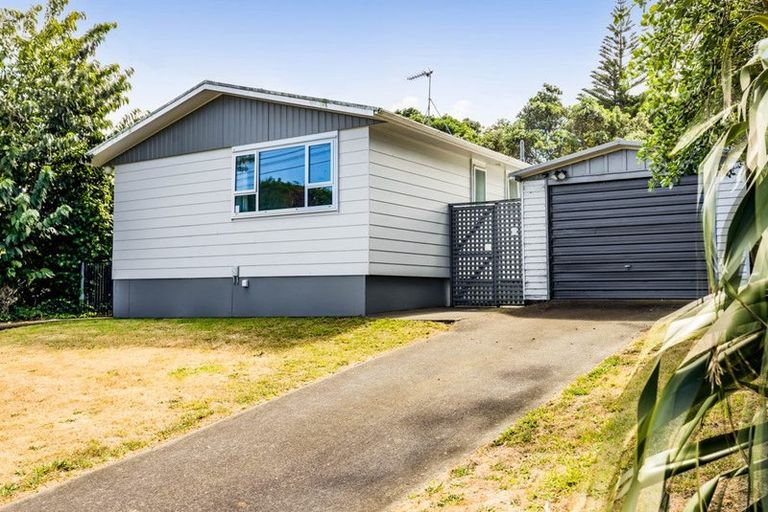 Photo of property in 21 Manawapou Road, Hawera, 4610
