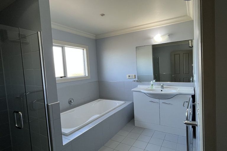 Photo of property in 19 Navigation Drive, Whitby, Porirua, 5024