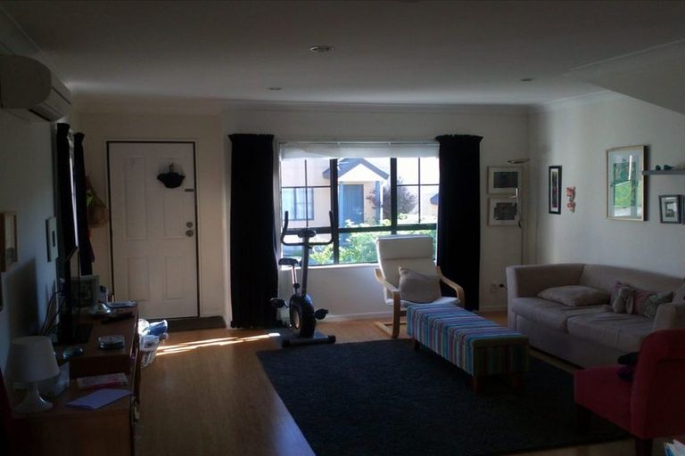 Photo of property in 77a Woodhouse Avenue, Karori, Wellington, 6012