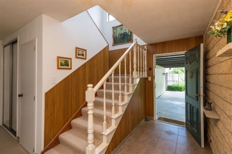 Photo of property in 11 Jamell Place, Avonhead, Christchurch, 8042