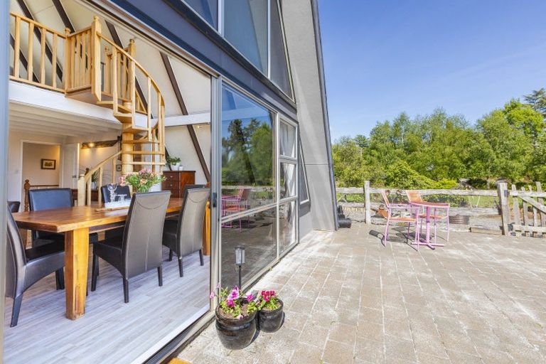 Photo of property in Knock Binnon, 73 Abbotsford Road, Waipawa, 4210