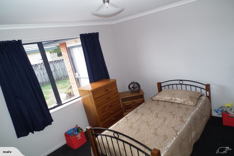 Photo of property in 34 Farnborough Drive, Nawton, Hamilton, 3200