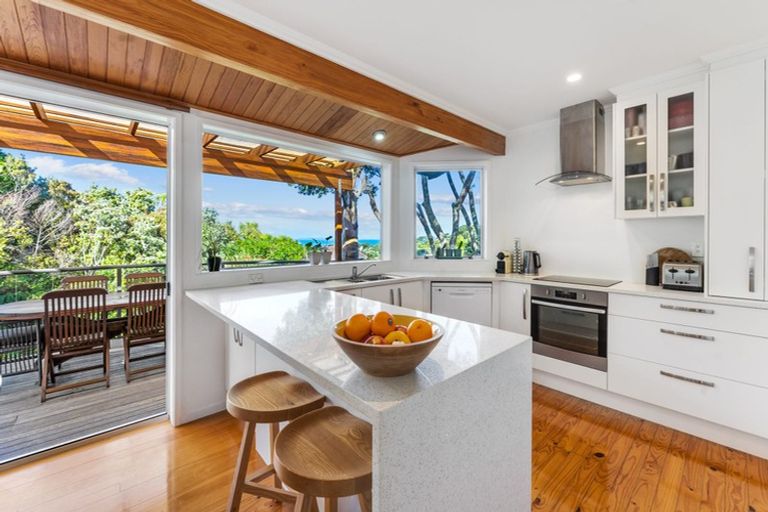 Photo of property in 99 Churchill Road, Murrays Bay, Auckland, 0630
