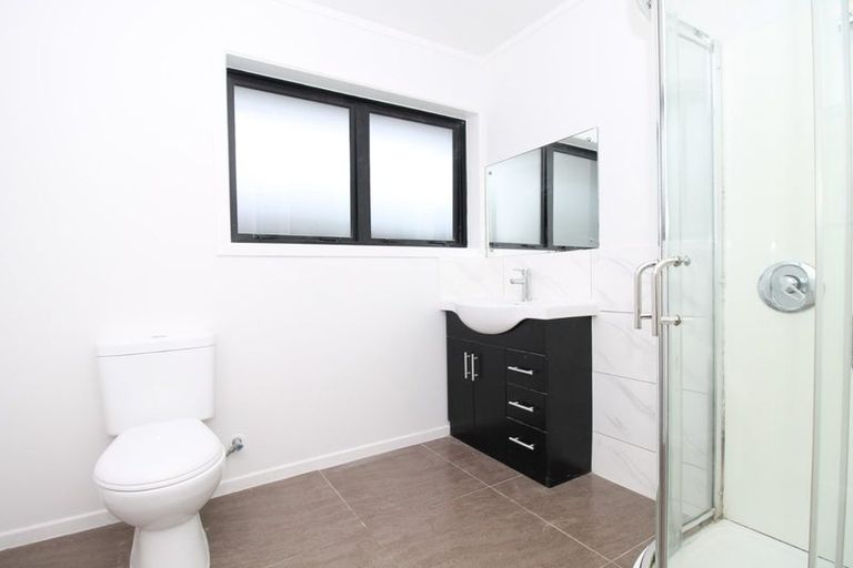 Photo of property in 27 Myers Road, Manurewa East, Auckland, 2102