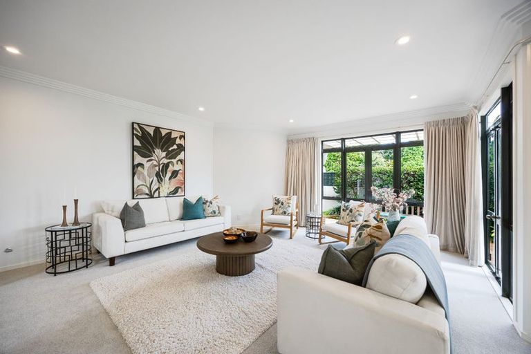 Photo of property in 1/14 Clifton Road, Hauraki, Auckland, 0622