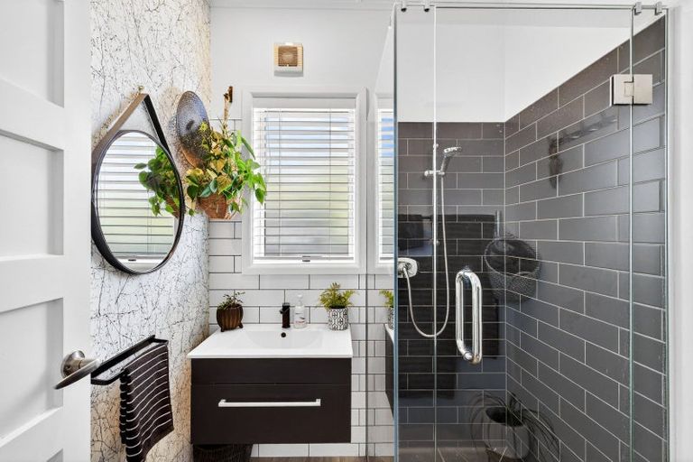 Photo of property in 17 Gallipoli Road, Onekawa, Napier, 4110